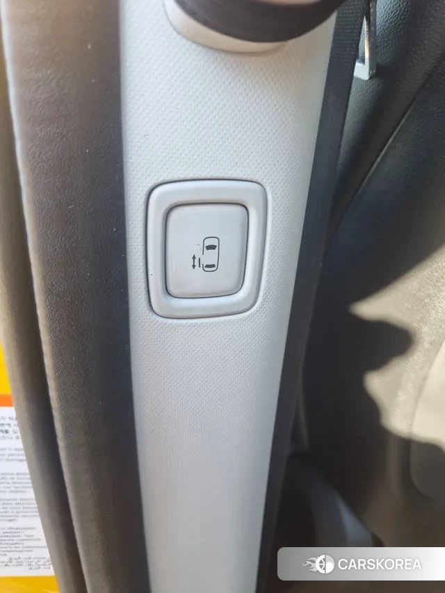 Hyundai Staria id 3371018 из Кореи 7