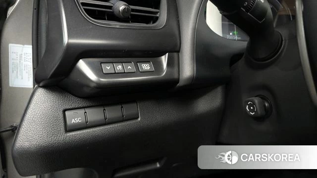 Lexus UX300e id 4316208 из Кореи 7