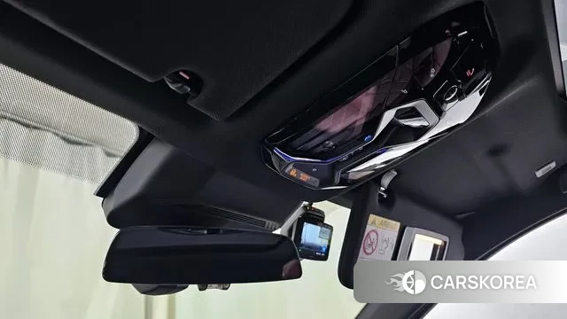 BMW 7 Series (G70) id 3619970 из Кореи 7