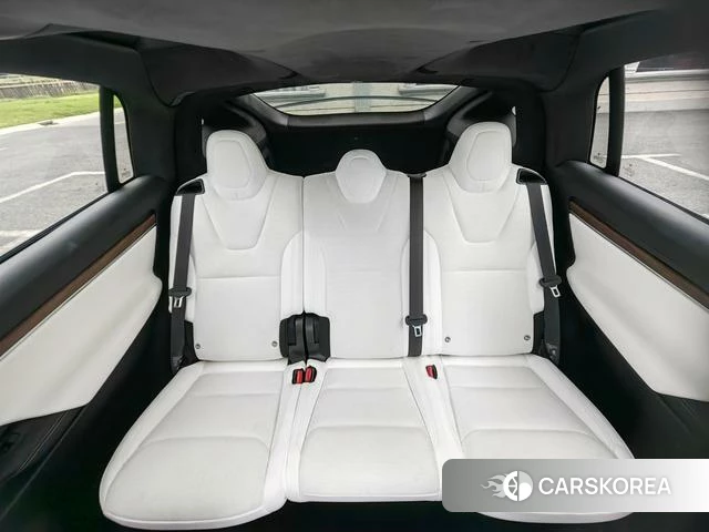 Tesla Model X id 4239064 из Китая 7