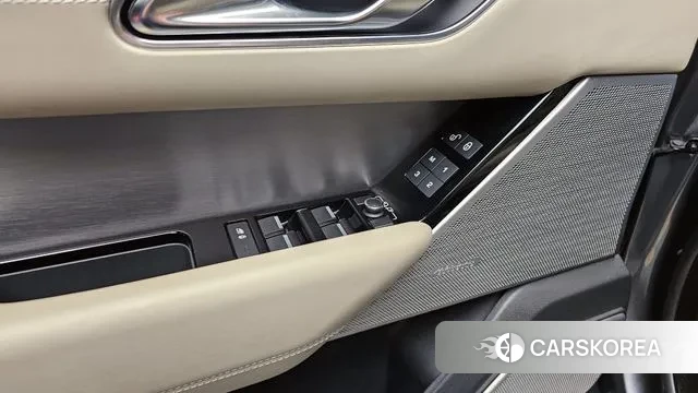 Land Rover Range Rover Velar id 3480163 из Кореи 7