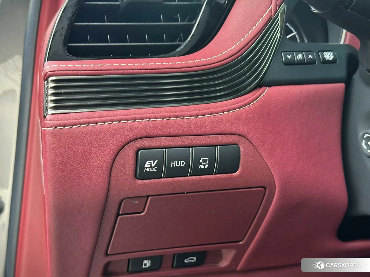 Lexus LS id 4486526 из Китая 7