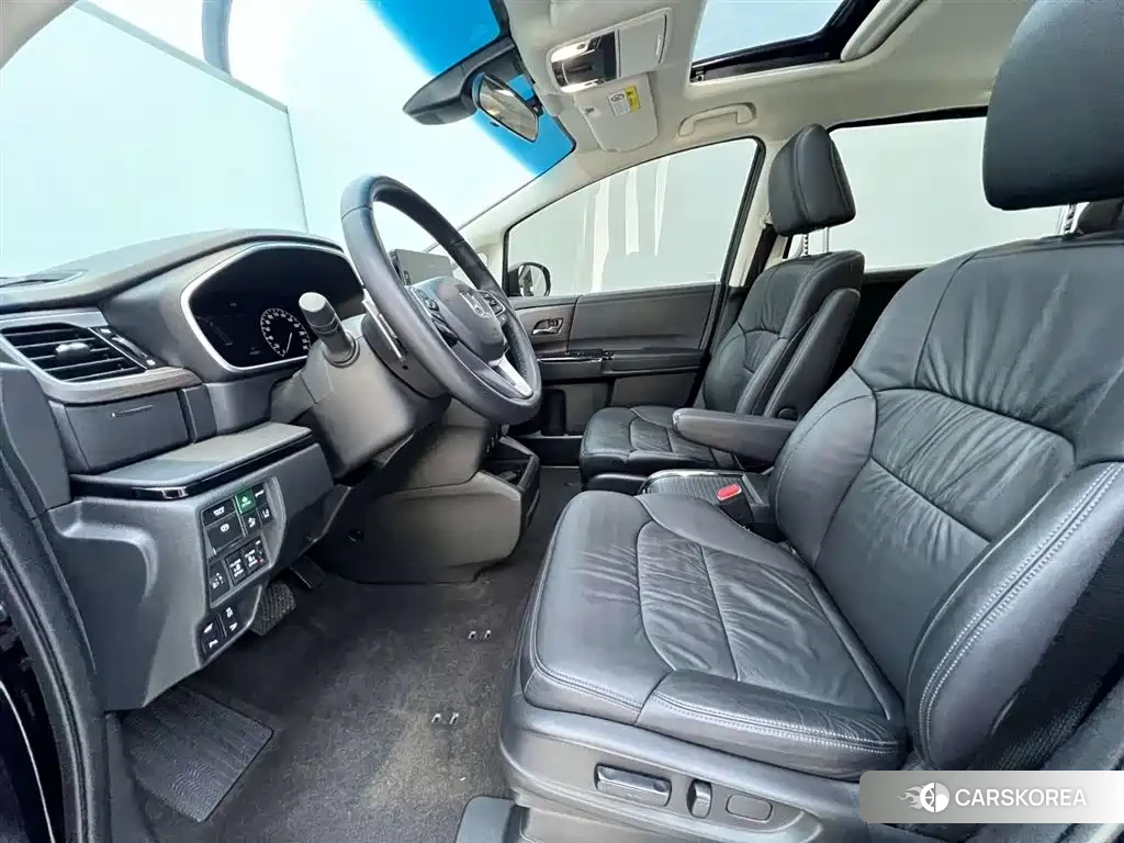 Honda Odyssey id 4546440 из Китая 7