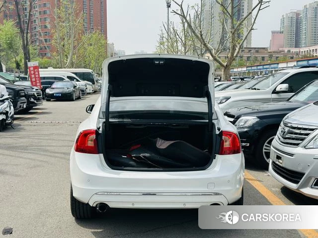 Volvo S60 id 4207340 из Китая 7