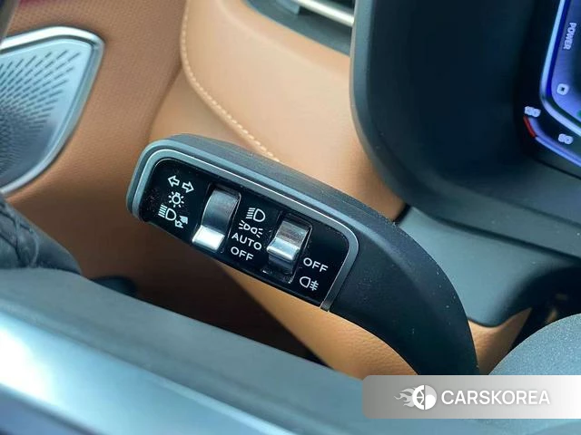 Red flag HQ9 PHEV id 4254863 из Китая 7