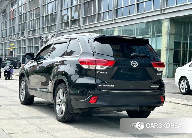 Toyota Highlander id 4328503 из Китая 7