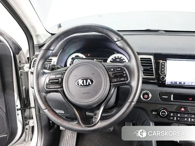 Kia Niro id 3619187 из Кореи 7