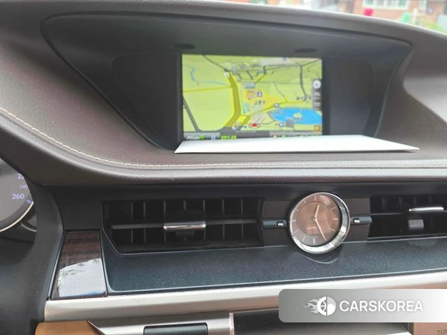 Lexus New ES300h id 4765551 из Кореи 7