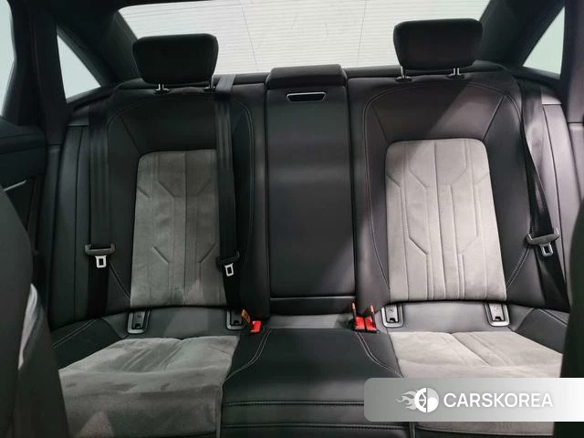 Audi A6L id 4274177 из Китая 7