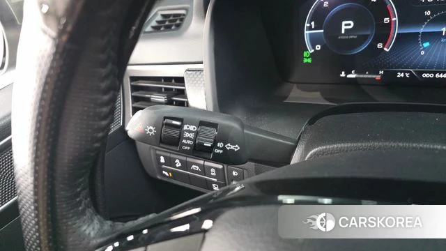 Ssangyong The New Rexton Sports Cannes id 4725952 из Кореи 7