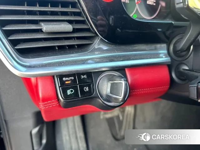 Porsche Panamera (971) id 3608234 из Кореи 7