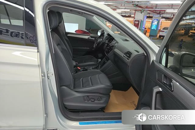 Volkswagen Tiguan L id 3768958 из Китая 7