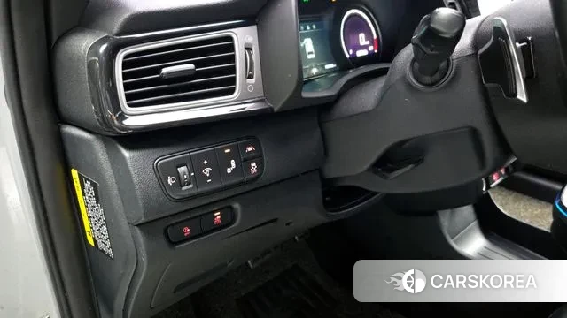 Kia Niro EV id 3307635 из Кореи 7