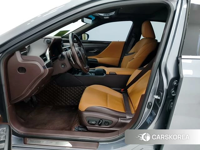 Lexus ES id 4208015 из Китая 7