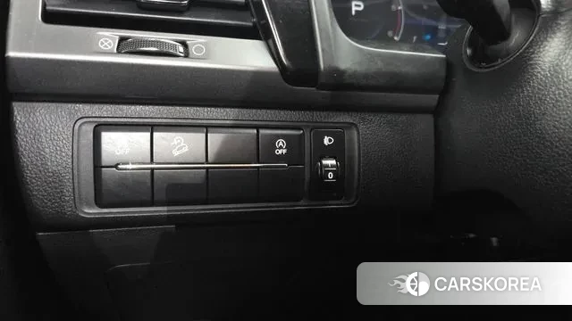 Ssangyong The New Rexton Sports Cannes id 3645084 из Кореи 7