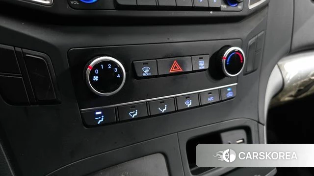 Hyundai The New Grand Starex id 3807337 из Кореи 7