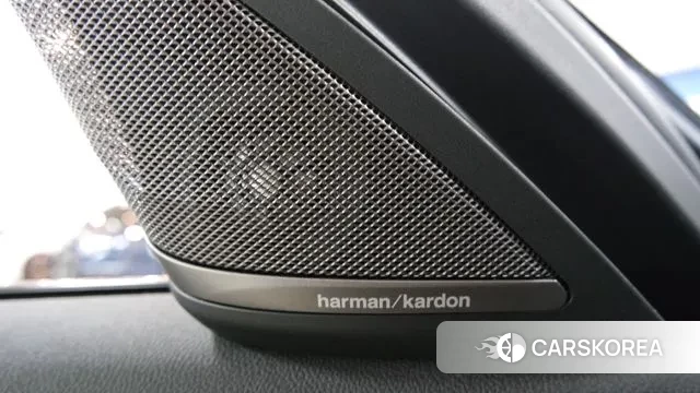 BMW 5 Series (G30) id 3680161 из Кореи 7