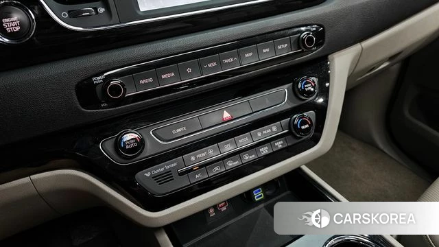 Kia The New Carnival id 4557932 из Кореи 7