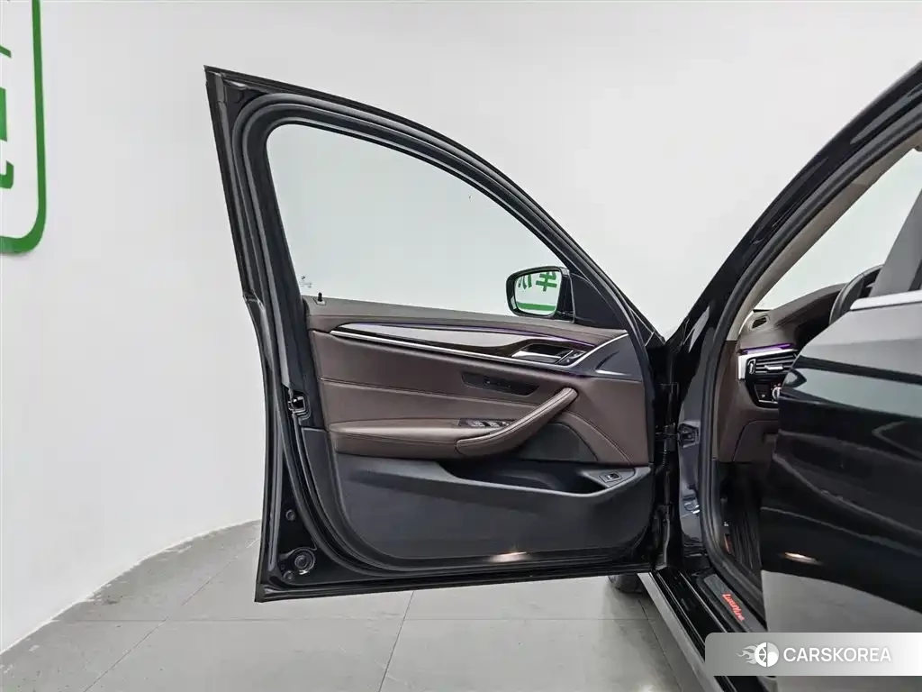 BMW 5 series id 4577843 из Китая 7