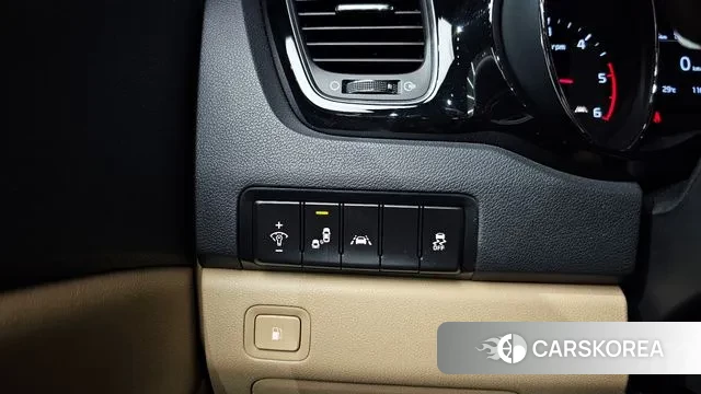 Kia The New Carnival id 3060886 из Кореи 7