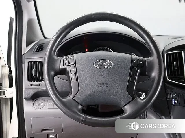 Hyundai The New Grand Starex id 3595346 из Кореи 7