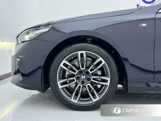 BMW 5 series id 4348927 из Китая 7