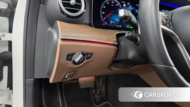 Mercedes-Benz E-Class W213 id 4470567 из Кореи 7