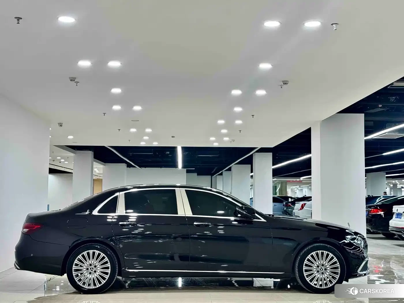 Mercedes-Benz E-Class id 4577848 из Китая 7