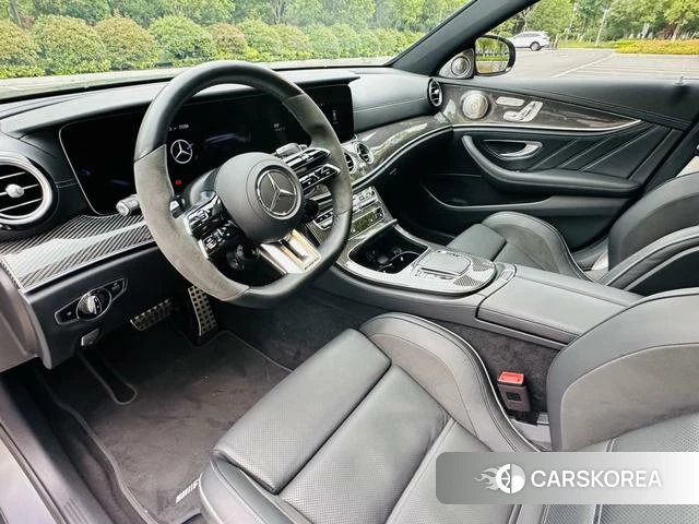 Mercedes-Benz E-class AMG id 4348860 из Китая 7