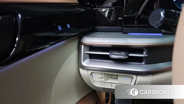 Hyundai Grandeur (GN7) id 3596750 из Кореи 7