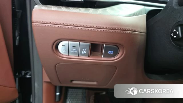 Genesis G90 (RS4) id 4848379 из Кореи 7