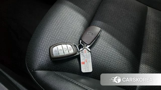 Hyundai Avante AD id 4197094 из Кореи 7