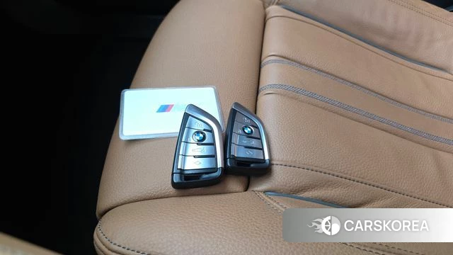 BMW 5 Series (G30) id 4329893 из Кореи 7
