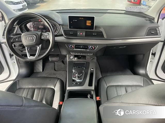 Audi Q5L id 4238265 из Китая 7