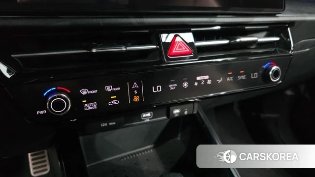 Kia Di Ol Nu Niro id 4355331 из Кореи 7