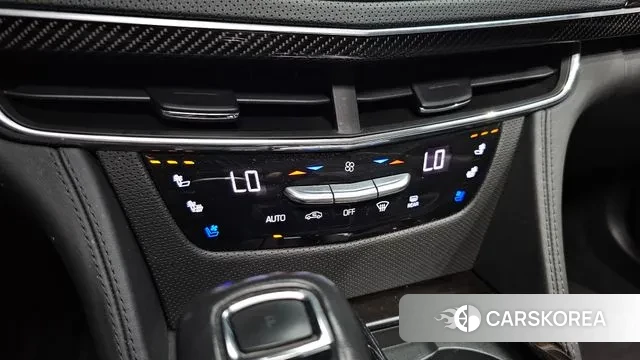 Cadillac CT6 id 2986191 из Кореи 7