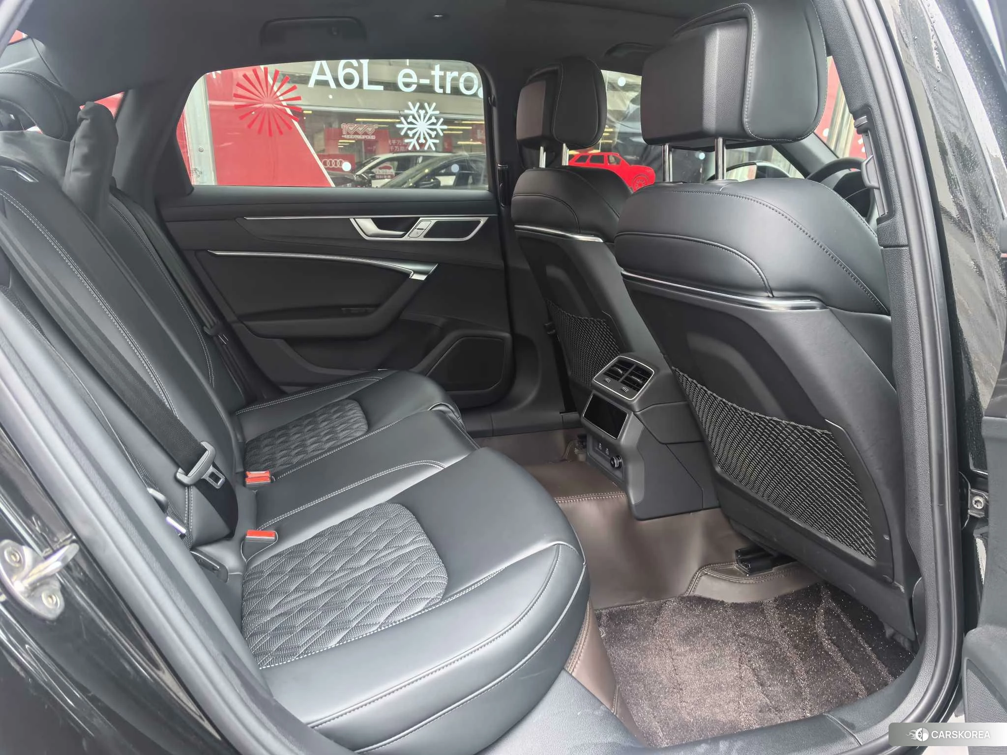 Audi A6L id 4498502 из Китая 7