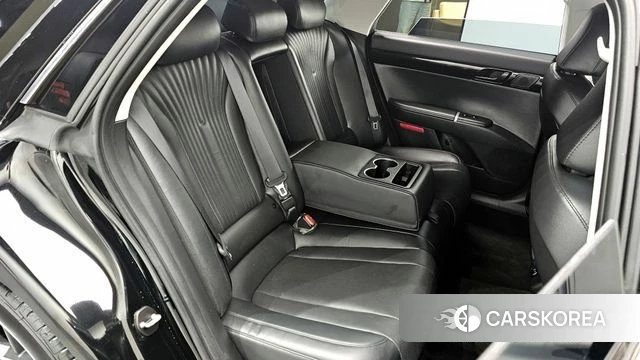 Hyundai Grandeur (GN7) id 3903380 из Кореи 7