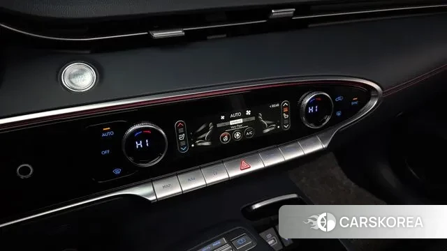 Genesis GV70 id 3401624 из Кореи 7