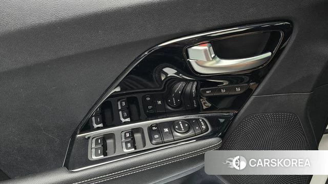Kia Niro EV id 4476378 из Кореи 7