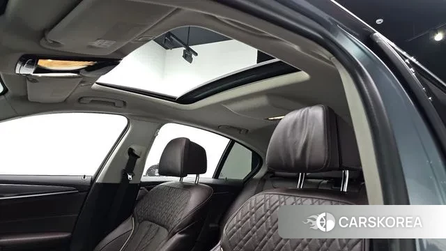 BMW 5 Series (G30) id 3641506 из Кореи 7