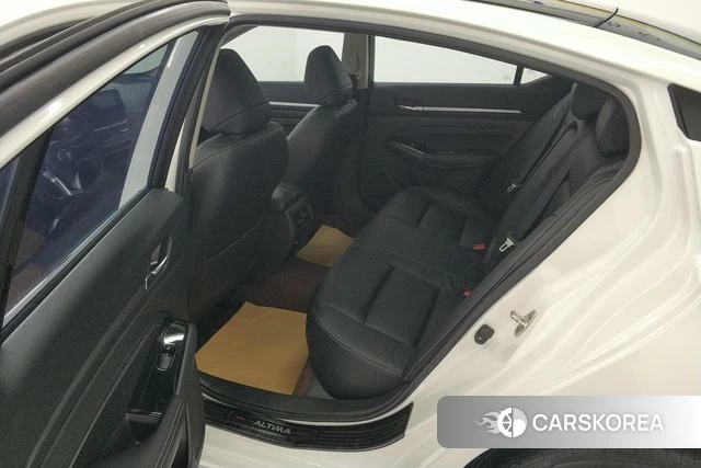 Nissan Teana id 4320951 из Китая 7