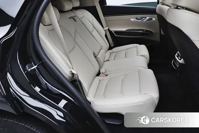 Genesis GV70 id 3462313 из Кореи 7