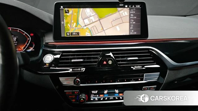 BMW 5 Series (G30) id 4594195 из Кореи 7