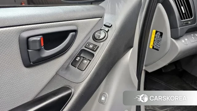 Hyundai The New Grand Starex id 3789424 из Кореи 7