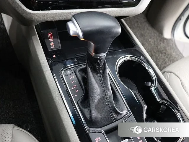 Kia The New Carnival id 3494382 из Кореи 7