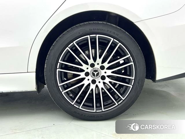 Mercedes-Benz Class C id 4299596 из Китая 7