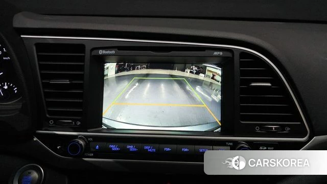 Hyundai Avante AD id 3894090 из Кореи 7