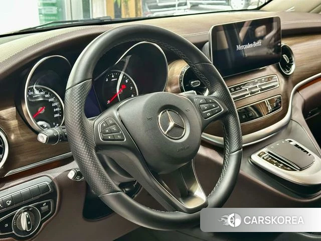 Mercedes-Benz V-class id 4264826 из Китая 7