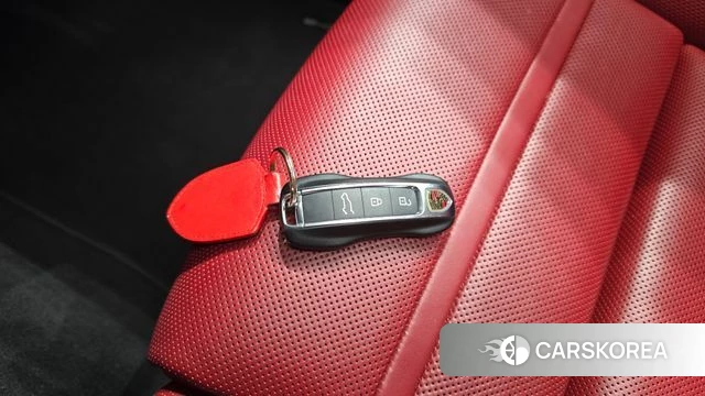 Porsche Cayenne (PO536) id 4600031 из Кореи 7